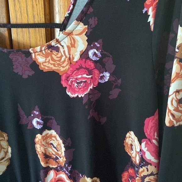 TORRID Size 2 Dress | Floral print - Picture 3 of 9